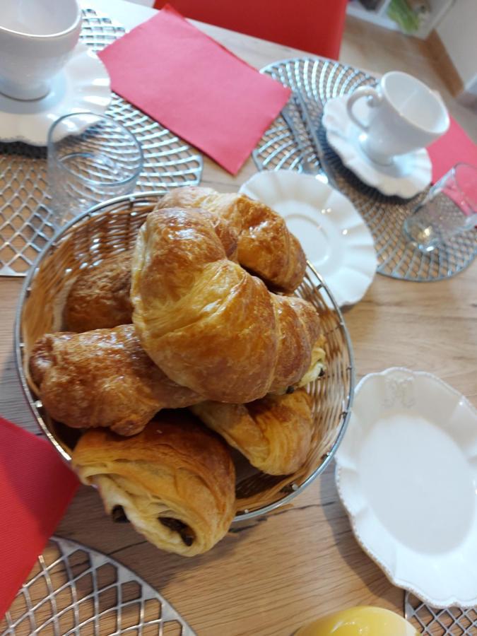 Chaneins Le Moulin De L'Etang酒店 外观 照片
