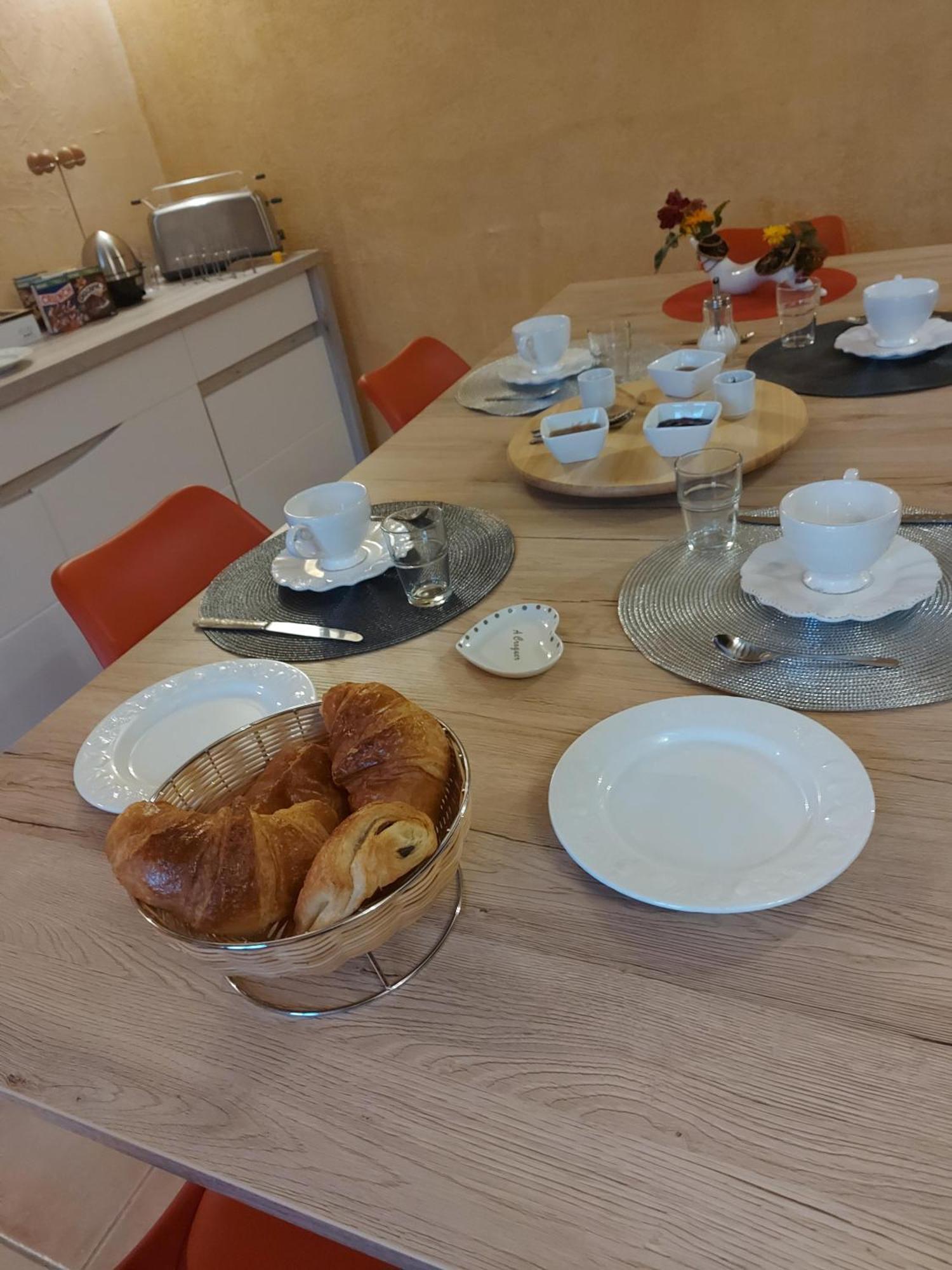 Chaneins Le Moulin De L'Etang酒店 客房 照片